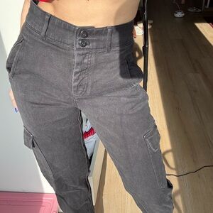 Aritzia Wilfred Free Black Cargo Pants